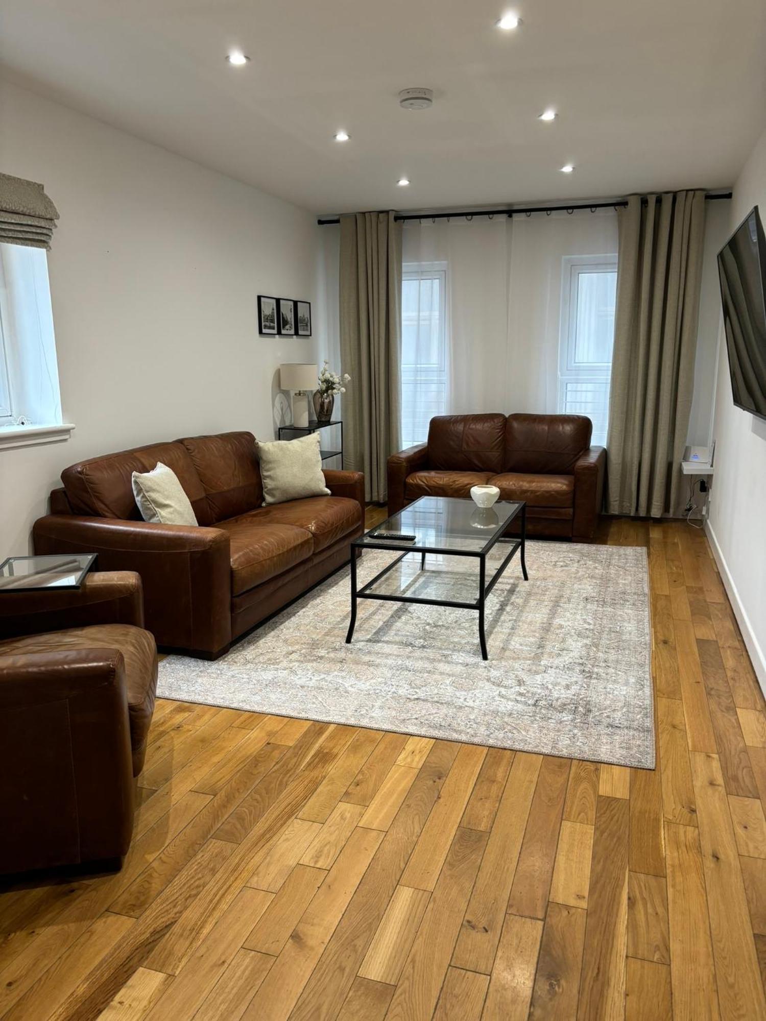 Gateway Apartment Inverness Ngoại thất bức ảnh