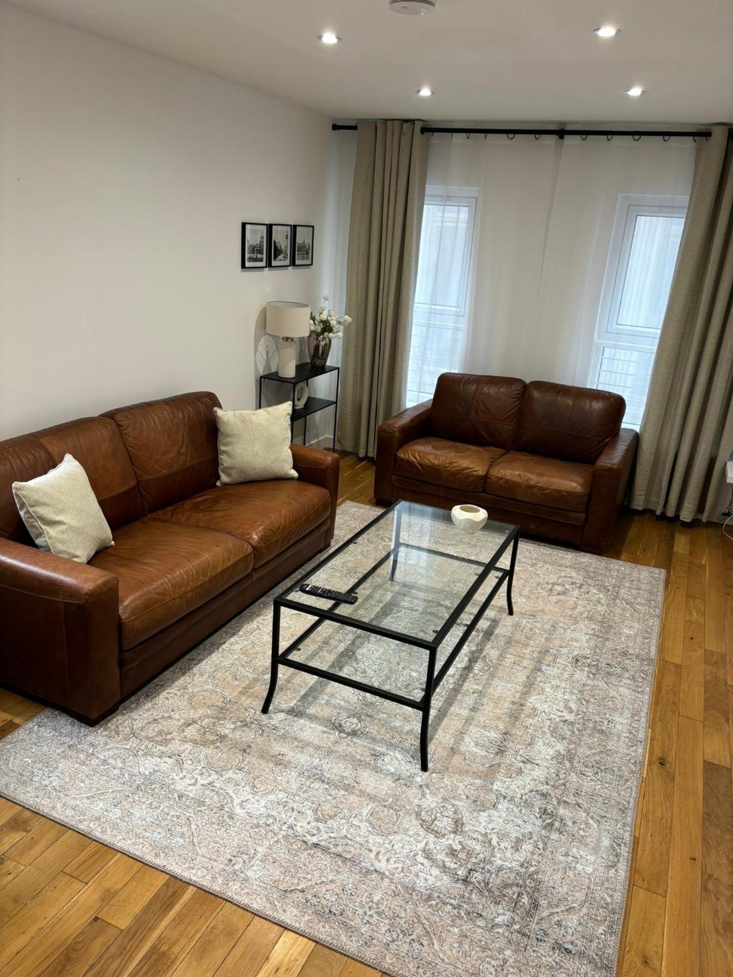 Gateway Apartment Inverness Ngoại thất bức ảnh